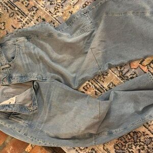 Free People Barrel Jeans